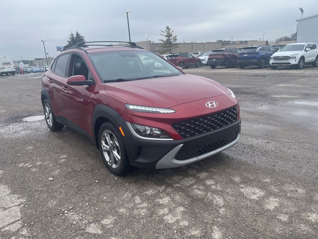 Used 2023 Hyundai Kona SEL image 1