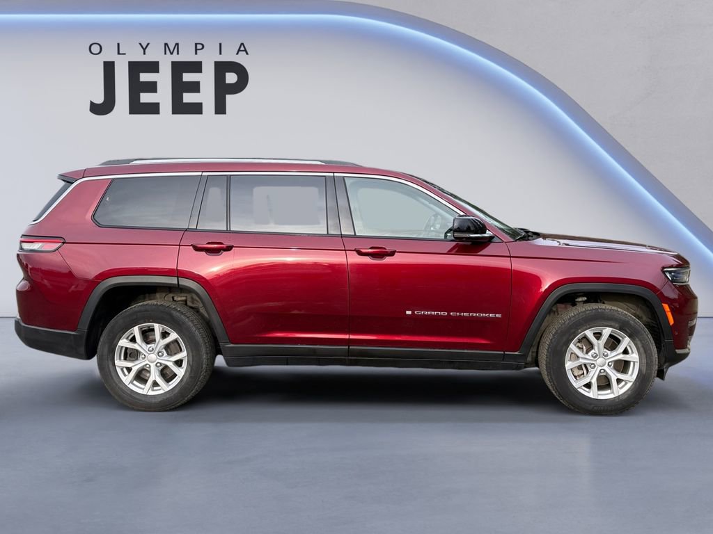 Used 2023 Jeep Grand Cherokee L Limited w/ Luxury Tech Group II image 3