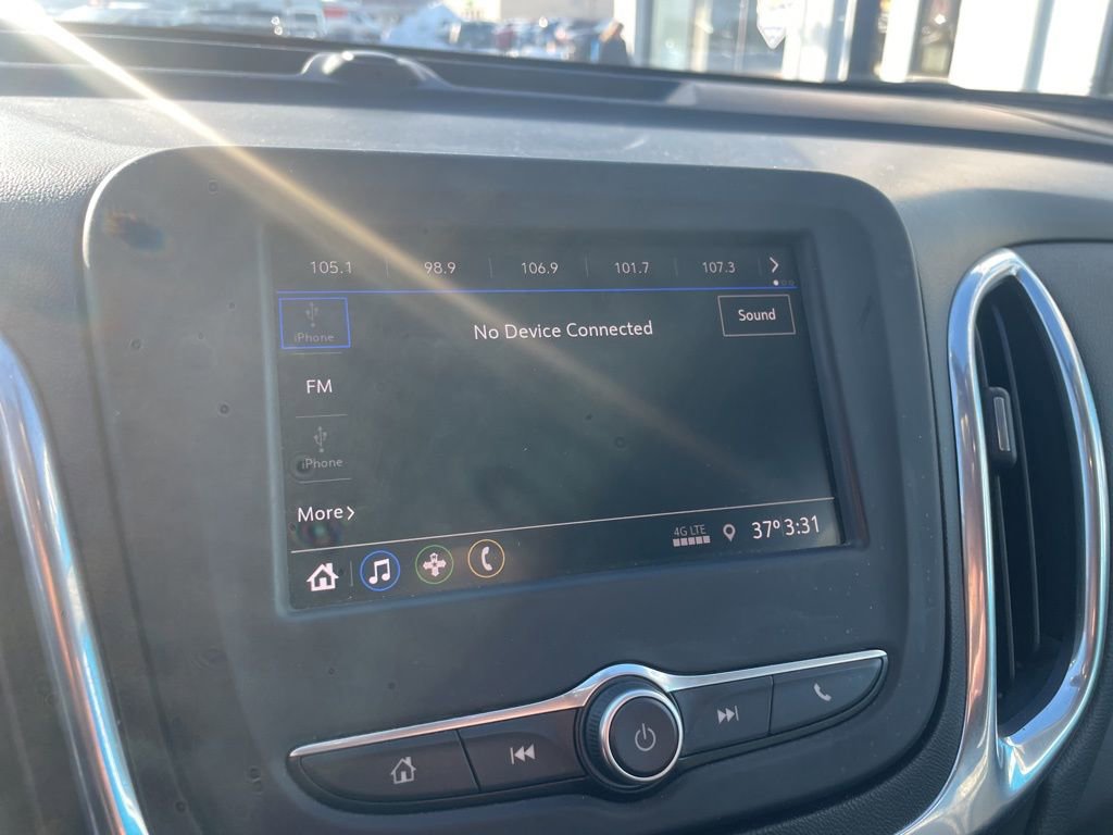 Used 2020 Chevrolet Equinox LT w/ Driver Convenience Package image 17