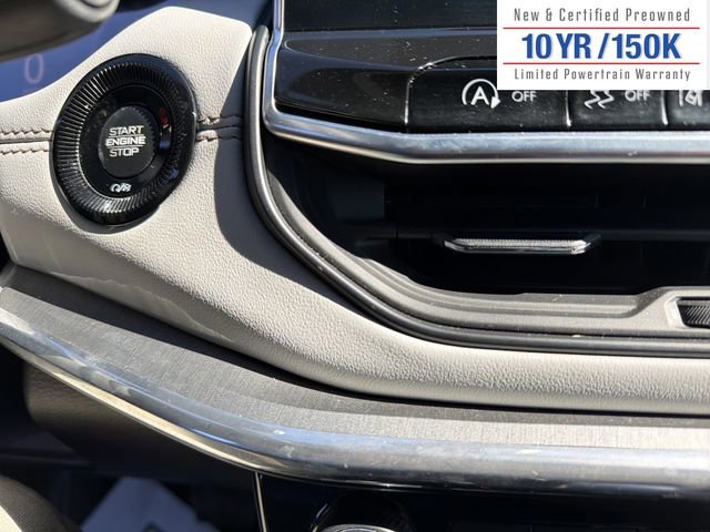 Used 2023 Jeep Compass Limited image 23