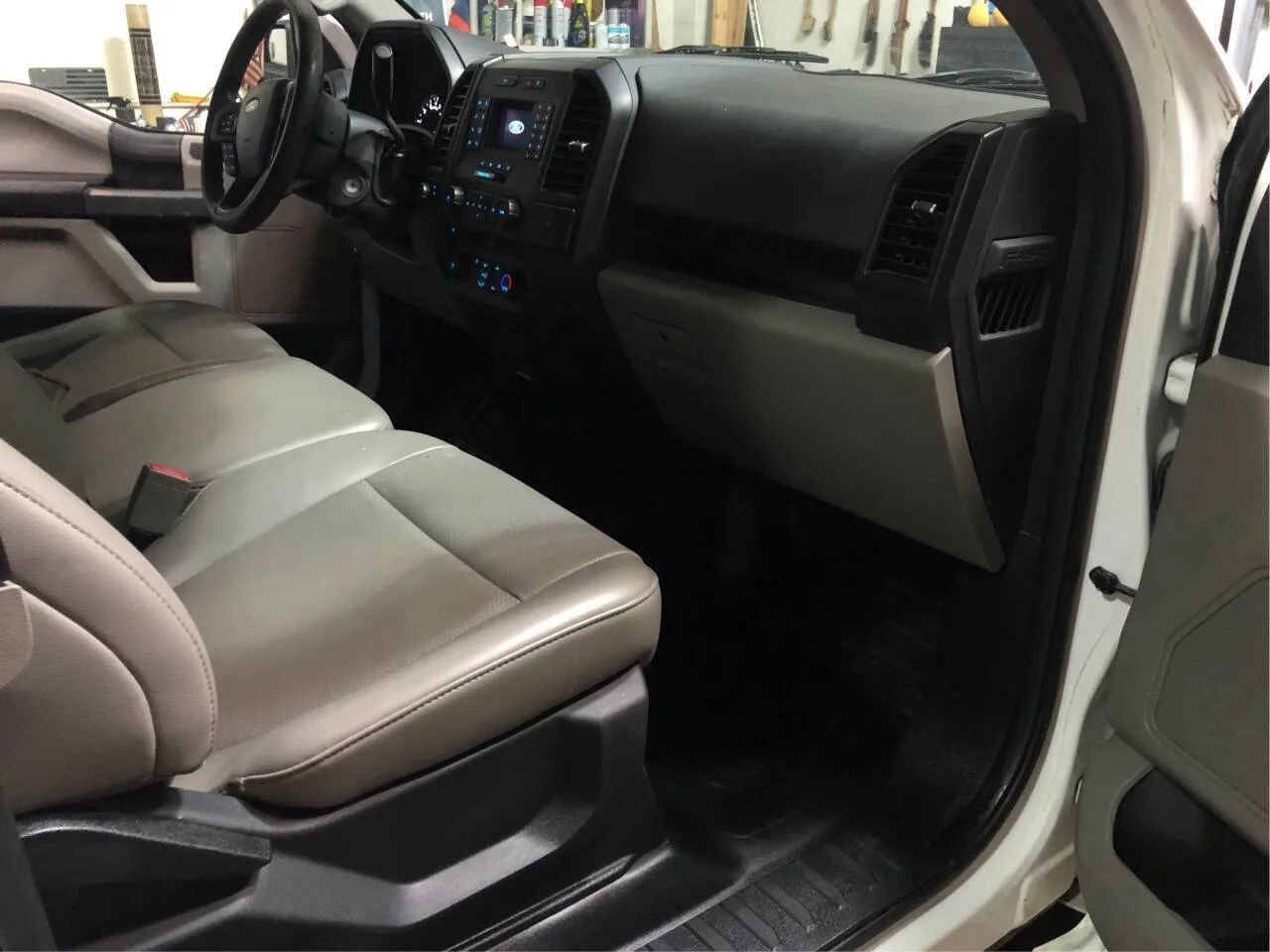 Used 2018 Ford F150 XL w/ Equipment Group 101A Mid image 12