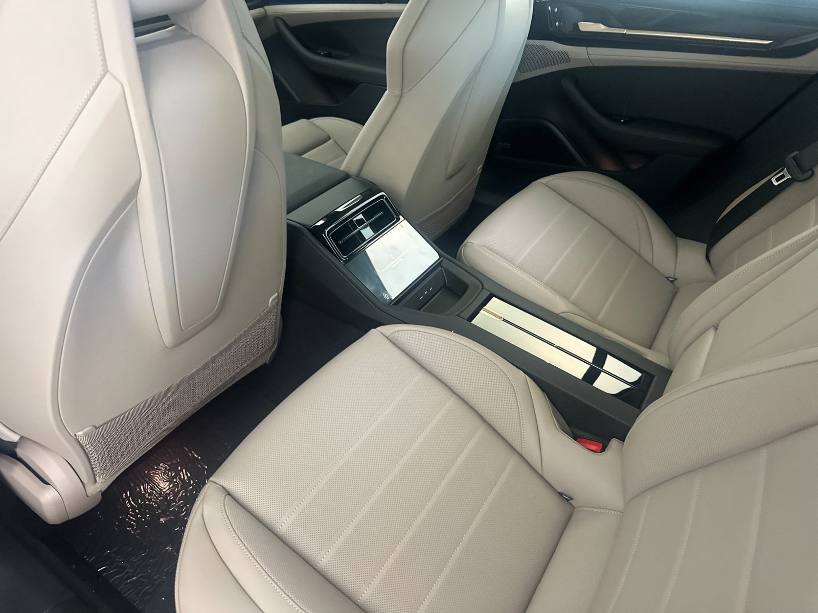 New 2026 Porsche Panamera 4 AWD/4WD image 13