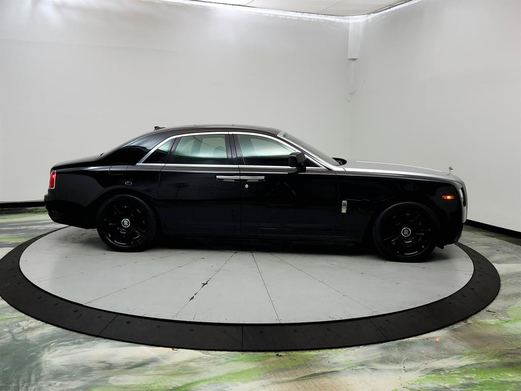 Used 2010 Rolls-Royce Ghost RWD image 4