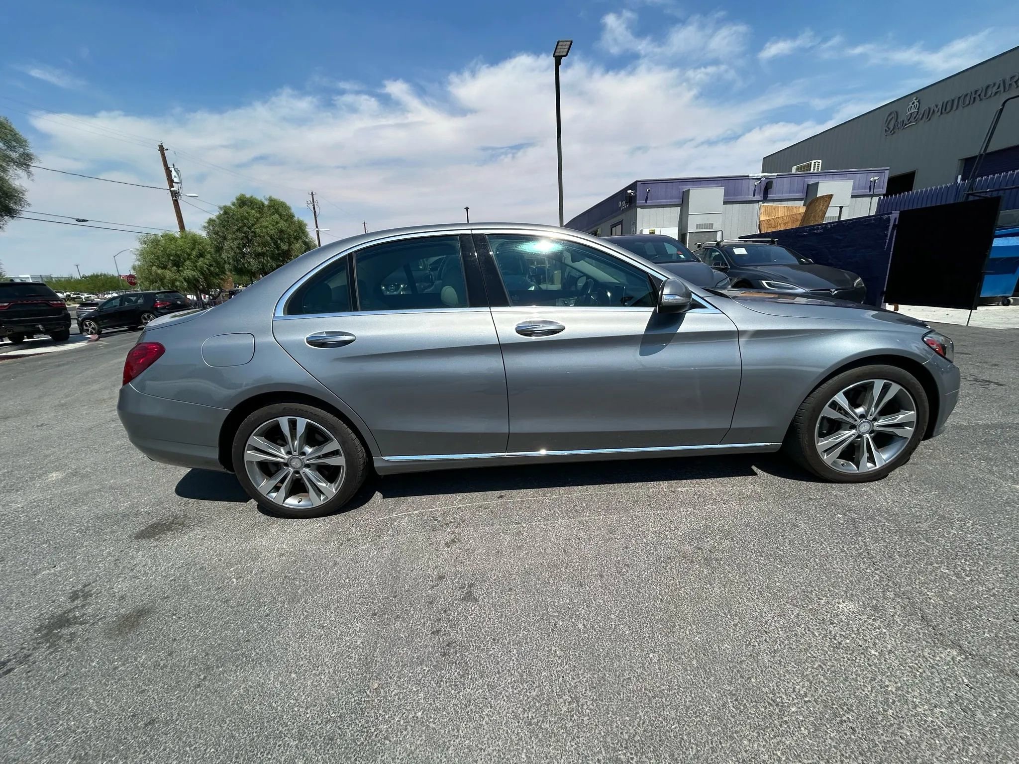 Used 2015 Mercedes-Benz C 300 4MATIC Sedan image 4