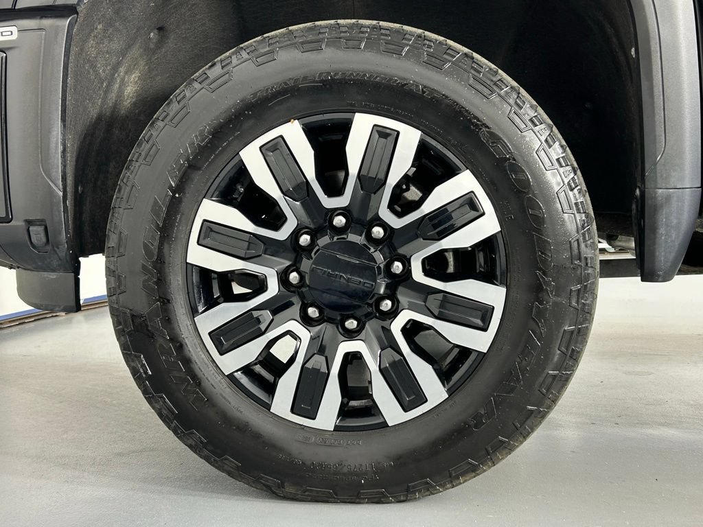 Used 2024 GMC Sierra 3500 Denali Ultimate AWD/4WD image 37
