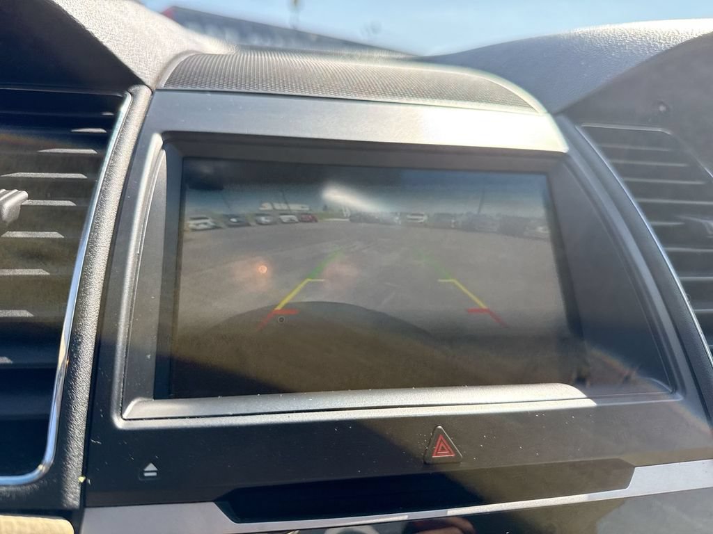 Used 2018 Ford Taurus Limited FWD image 20