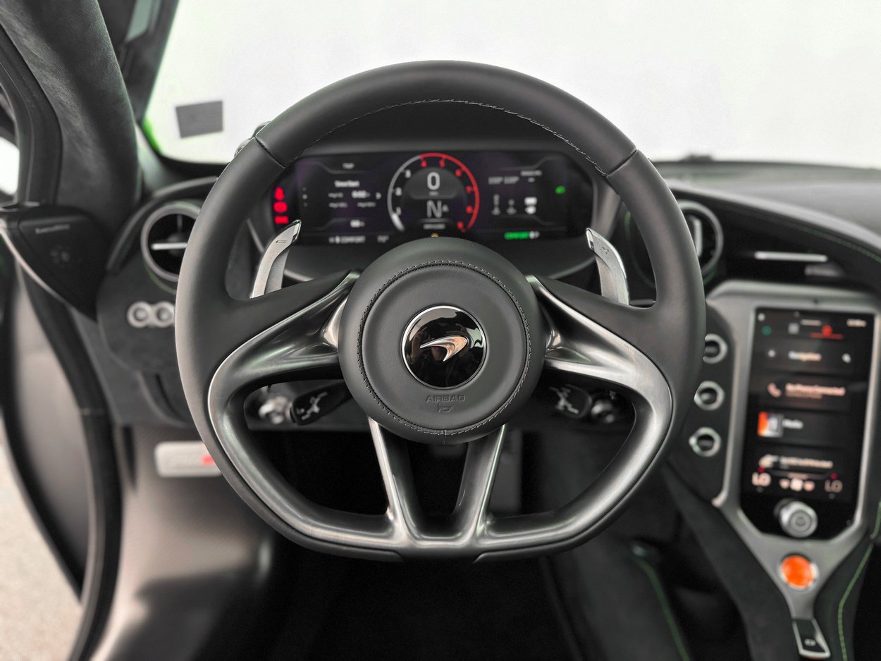 New 2026 McLaren 750S image 11