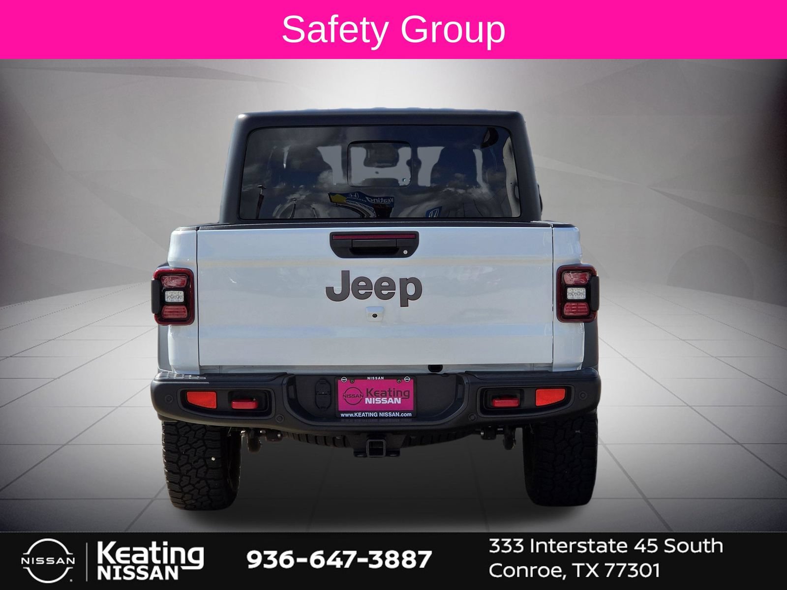 Used 2024 Jeep Gladiator Rubicon w/ Safety Group AWD/4WD image 7