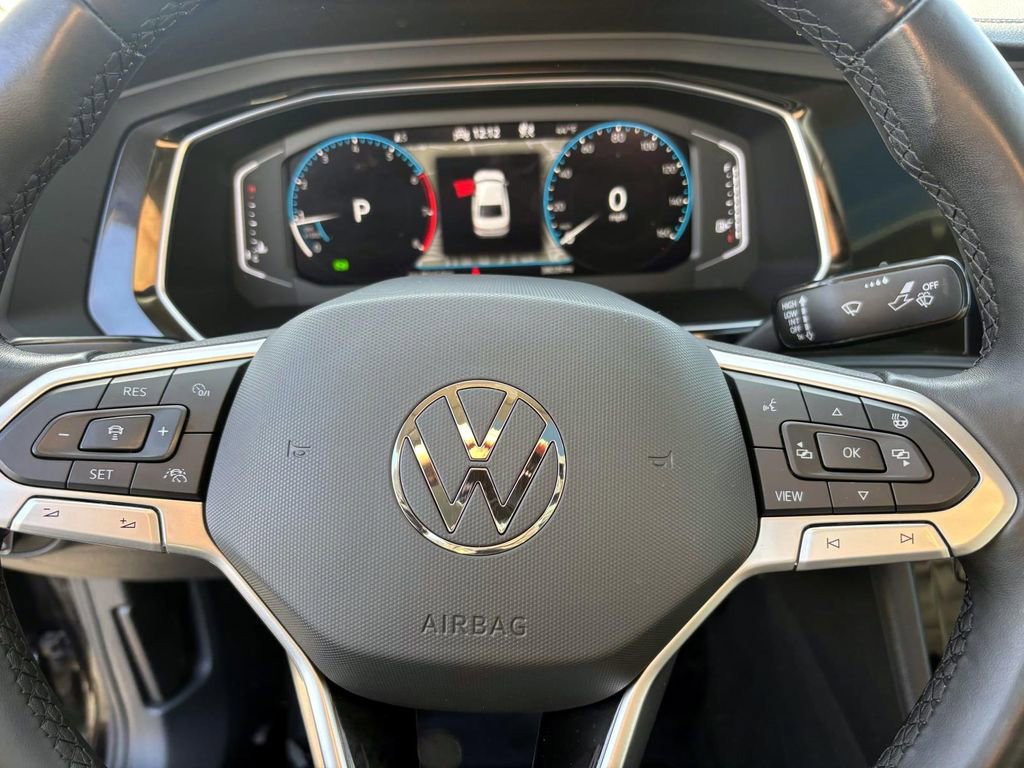 Used 2022 Volkswagen Jetta SEL image 16