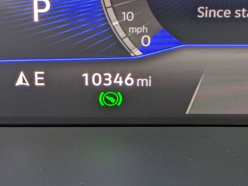 Used 2024 Volkswagen Tiguan SE R-Line image 7