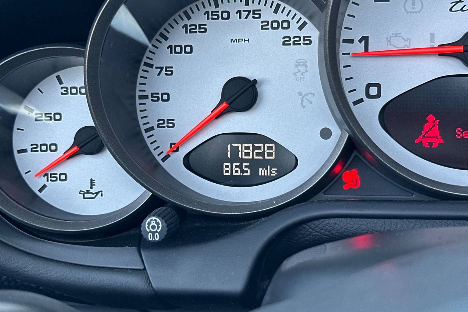 Used 2011 Porsche 911 Turbo image 32