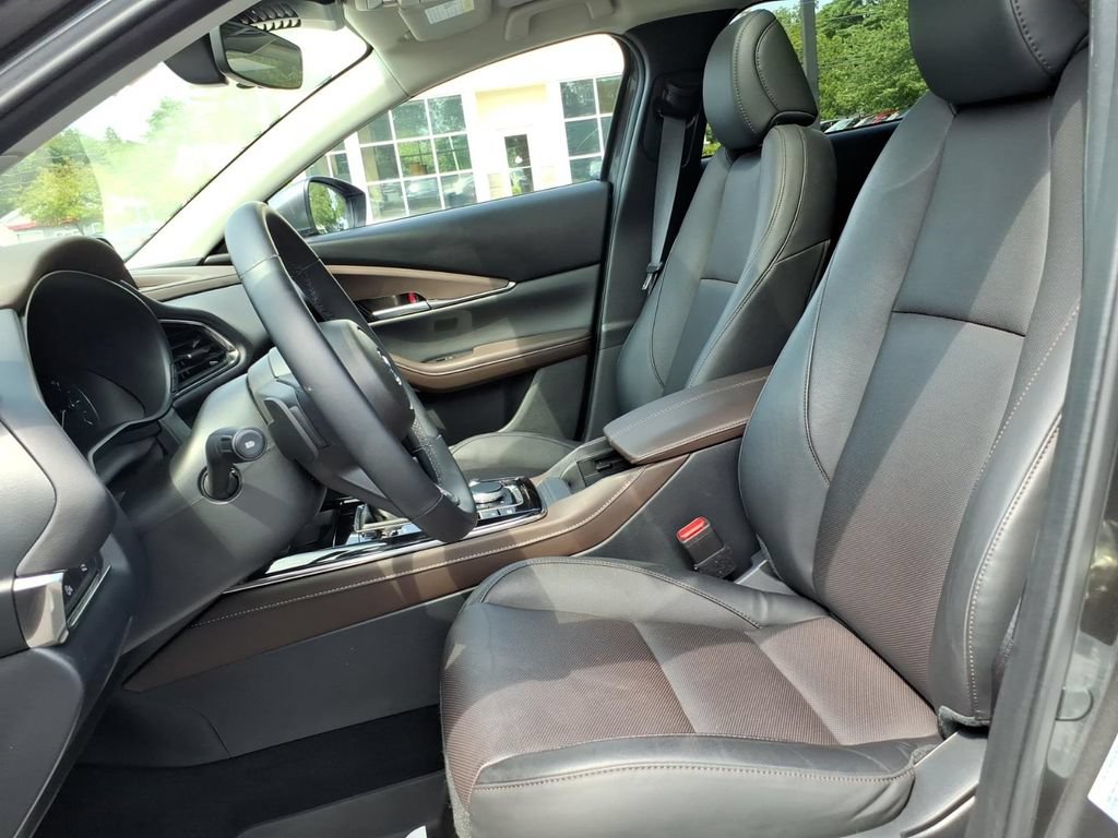 Used 2025 MAZDA CX-30 AWD 2.5 S w/ Premium Package image 13