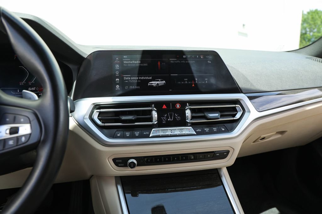 Used 2019 BMW 330i Sedan RWD image 9