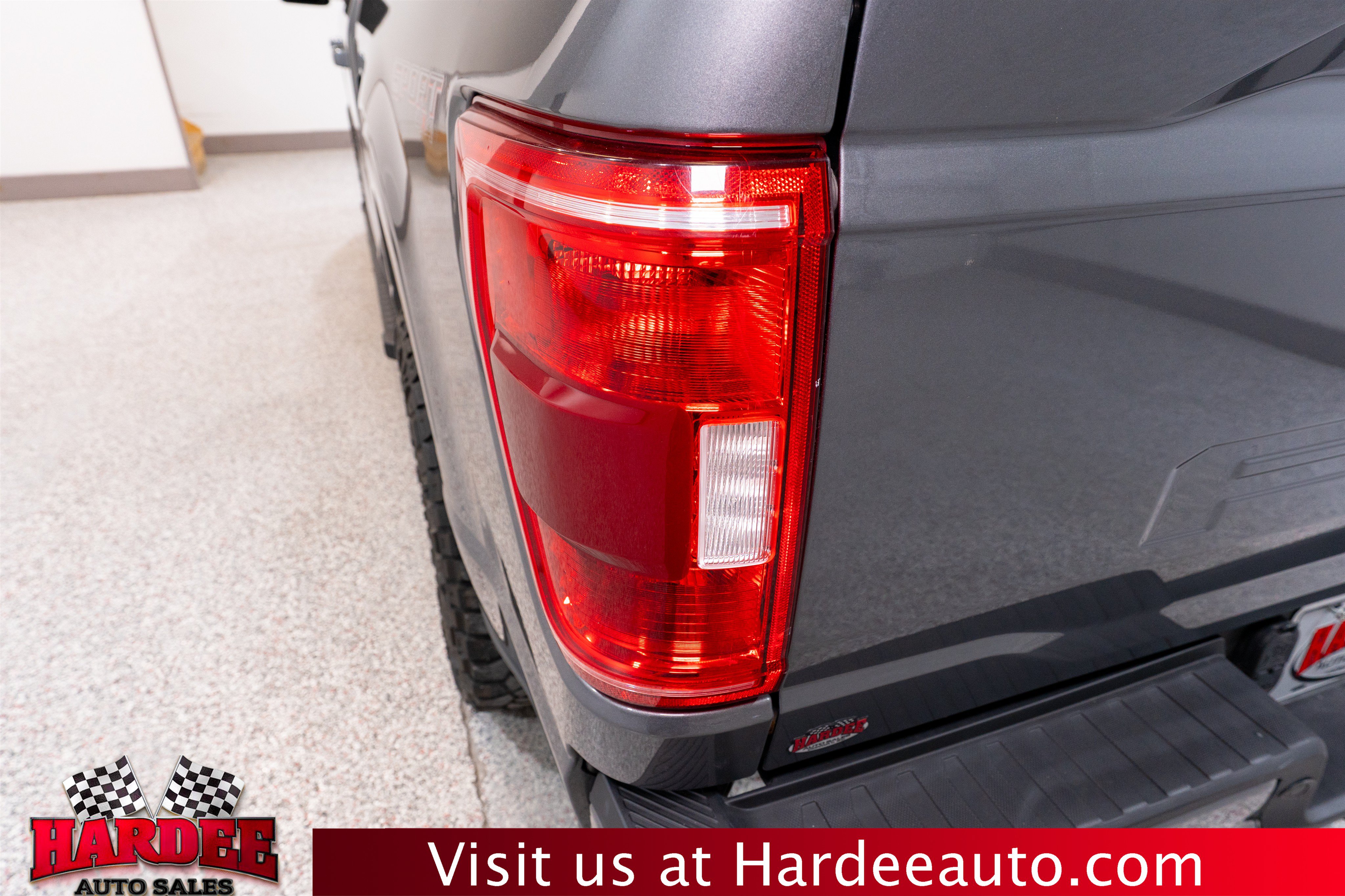 Used 2022 Ford F150 XLT w/ Equipment Group 302A High AWD/4WD image 9