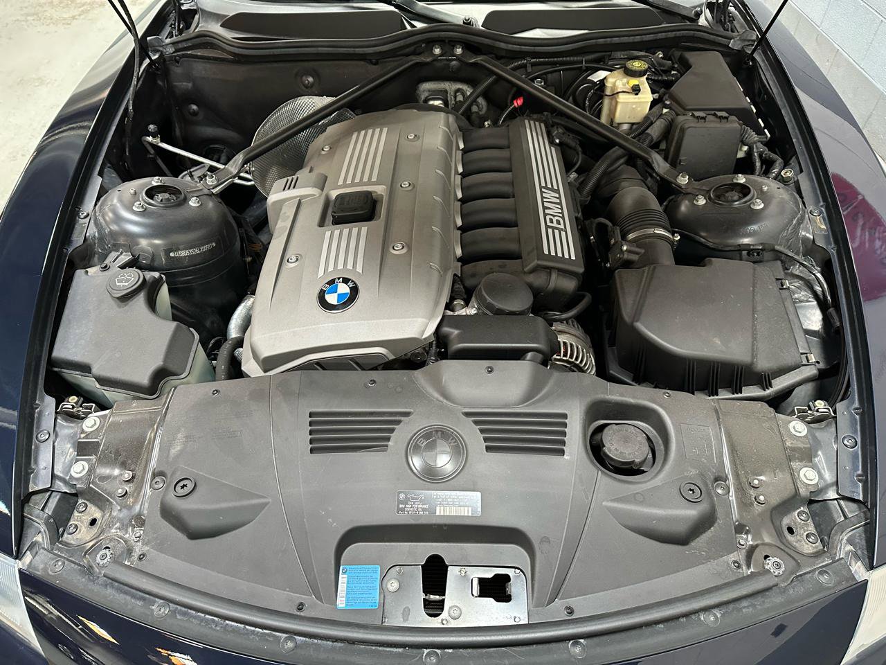Used 2006 BMW Z4 3.0si image 17