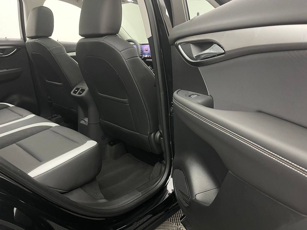 Used 2025 Buick Envision Sport Touring AWD/4WD image 34