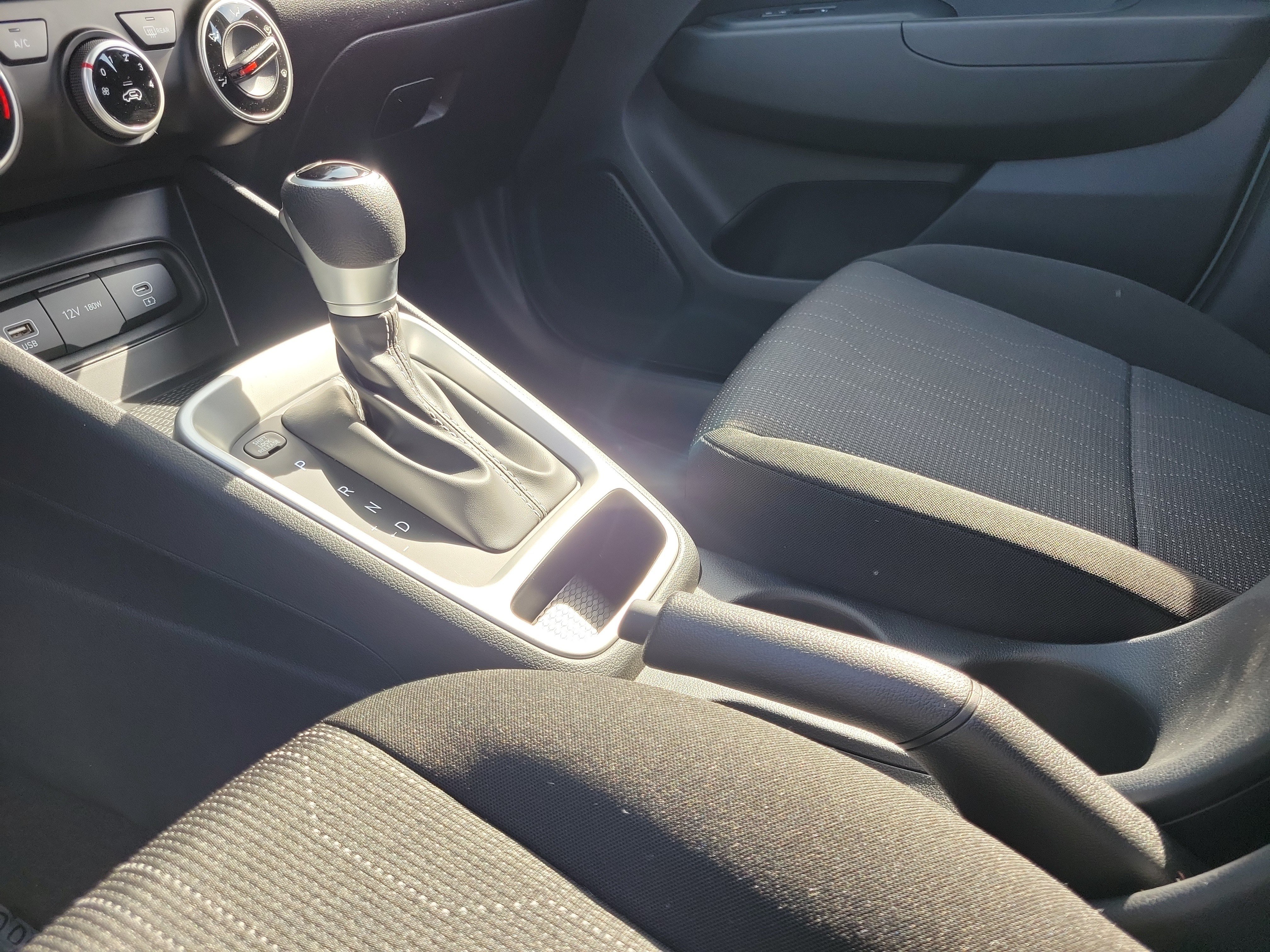 New 2026 Hyundai Venue SE FWD image 12