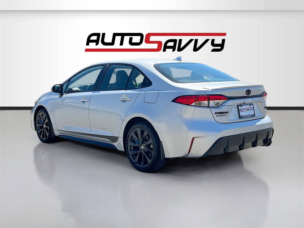 Used 2023 Toyota Corolla SE image 5
