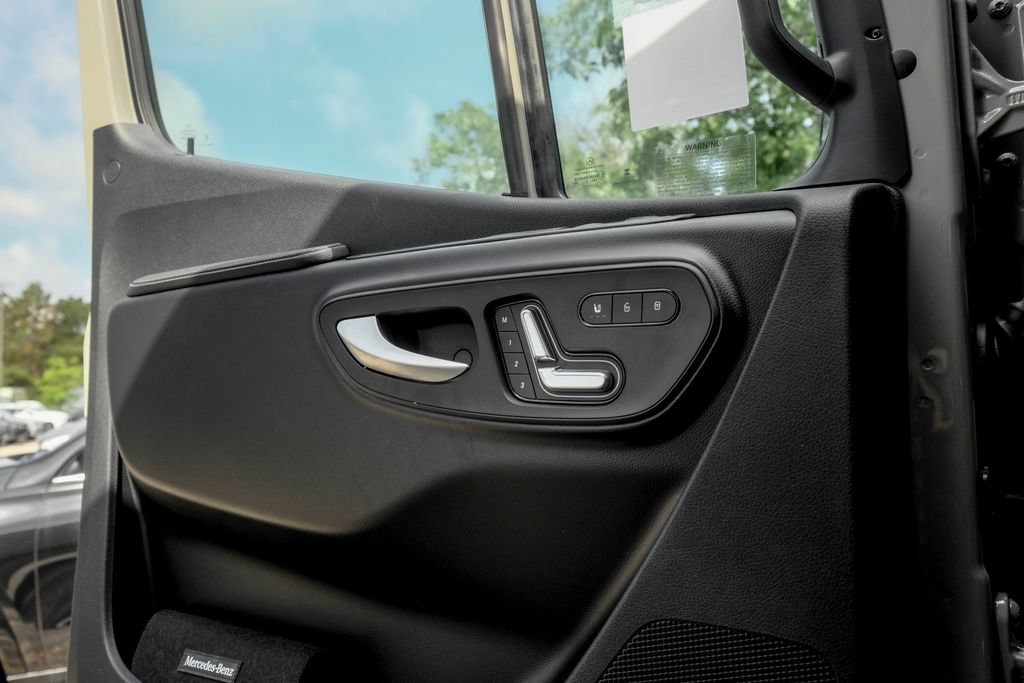 New 2026 Mercedes-Benz Sprinter 2500 image 14