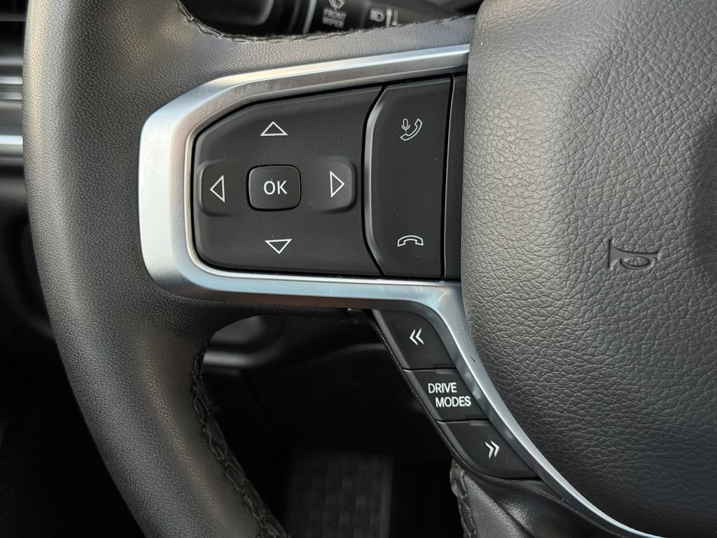 Used 2025 RAM 1500 Big Horn AWD/4WD image 32
