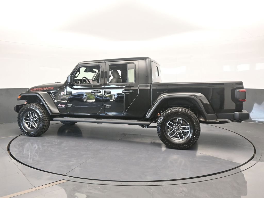 New 2026 Jeep Gladiator Mojave image 3