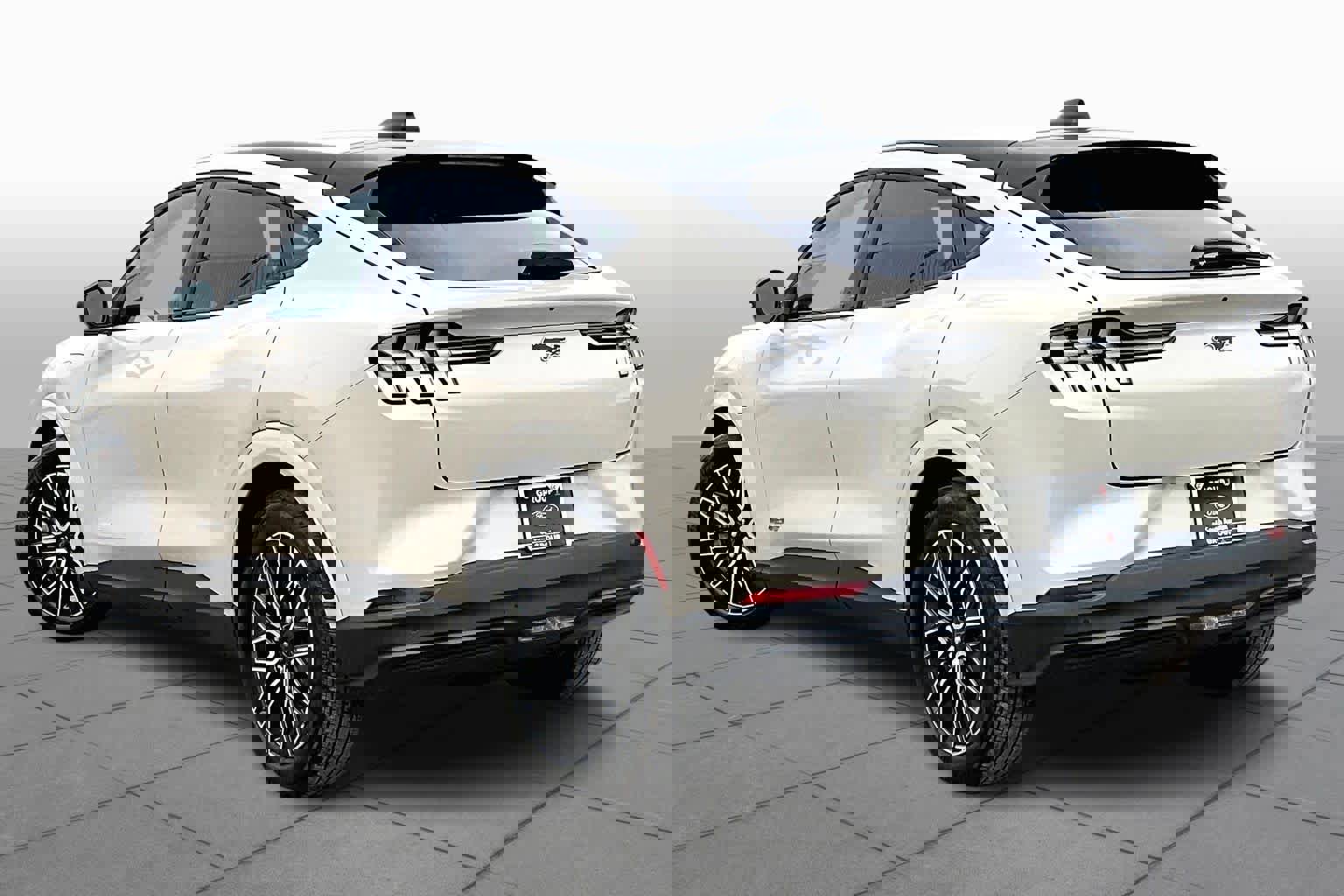 Used 2025 Ford Mustang Mach-E Premium image 12