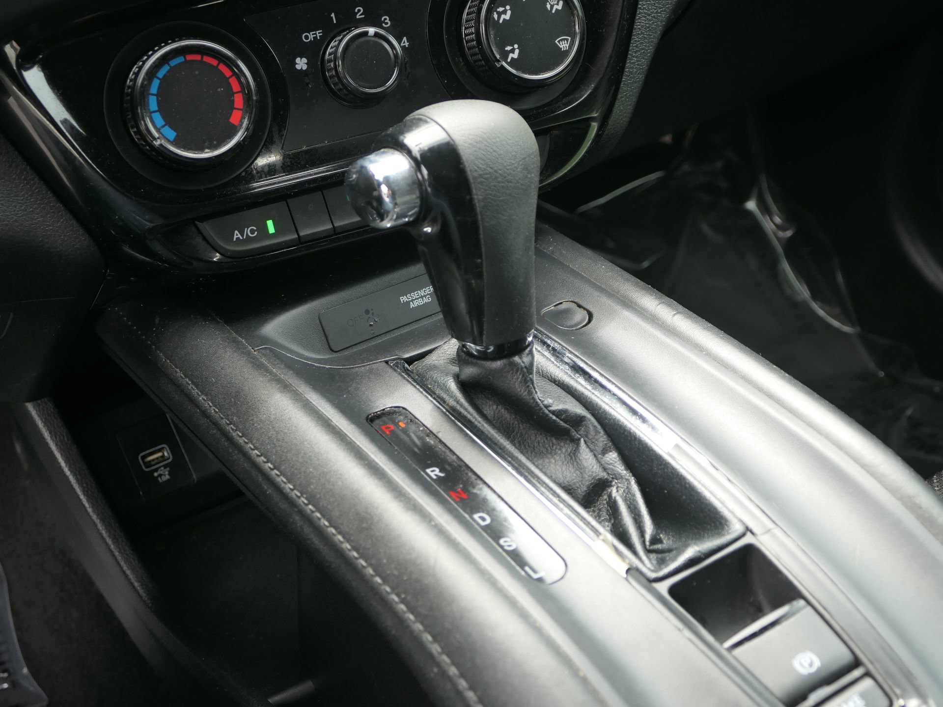 Used 2021 Honda HR-V LX image 21