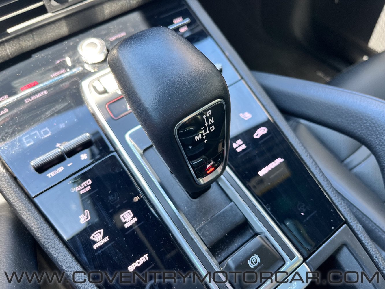 Used 2023 Porsche Cayenne Platinum Edition AWD/4WD image 25
