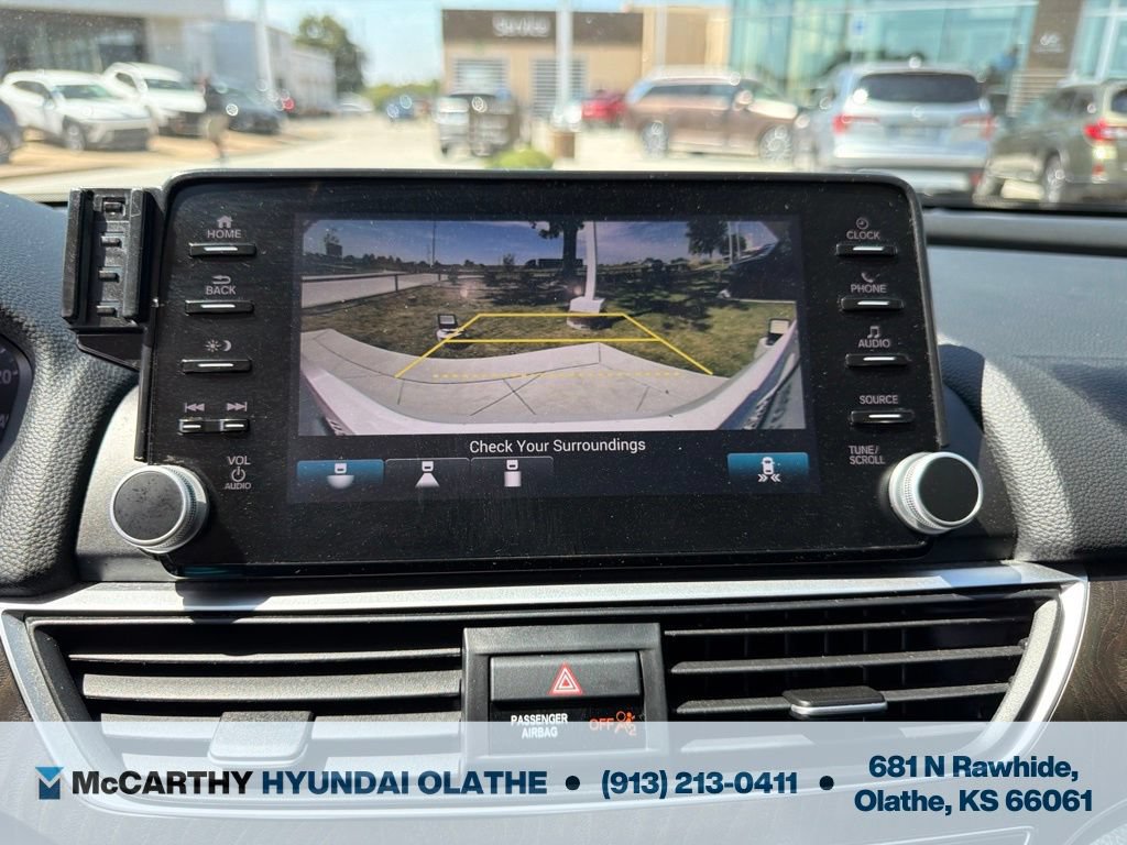Used 2019 Honda Accord EX image 9