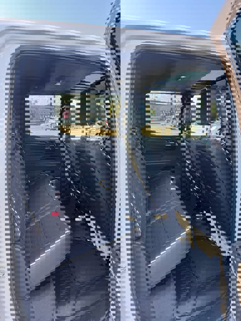 Used 2024 GMC Sierra 1500 AT4X image 14