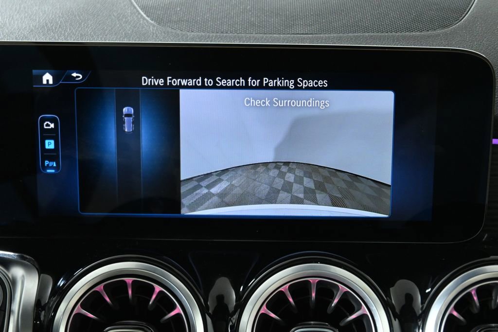 Certified 2026 Mercedes-Benz GLB 250 4MATIC image 21