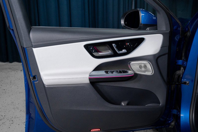 Certified 2023 Mercedes-Benz GLC 300 image 12