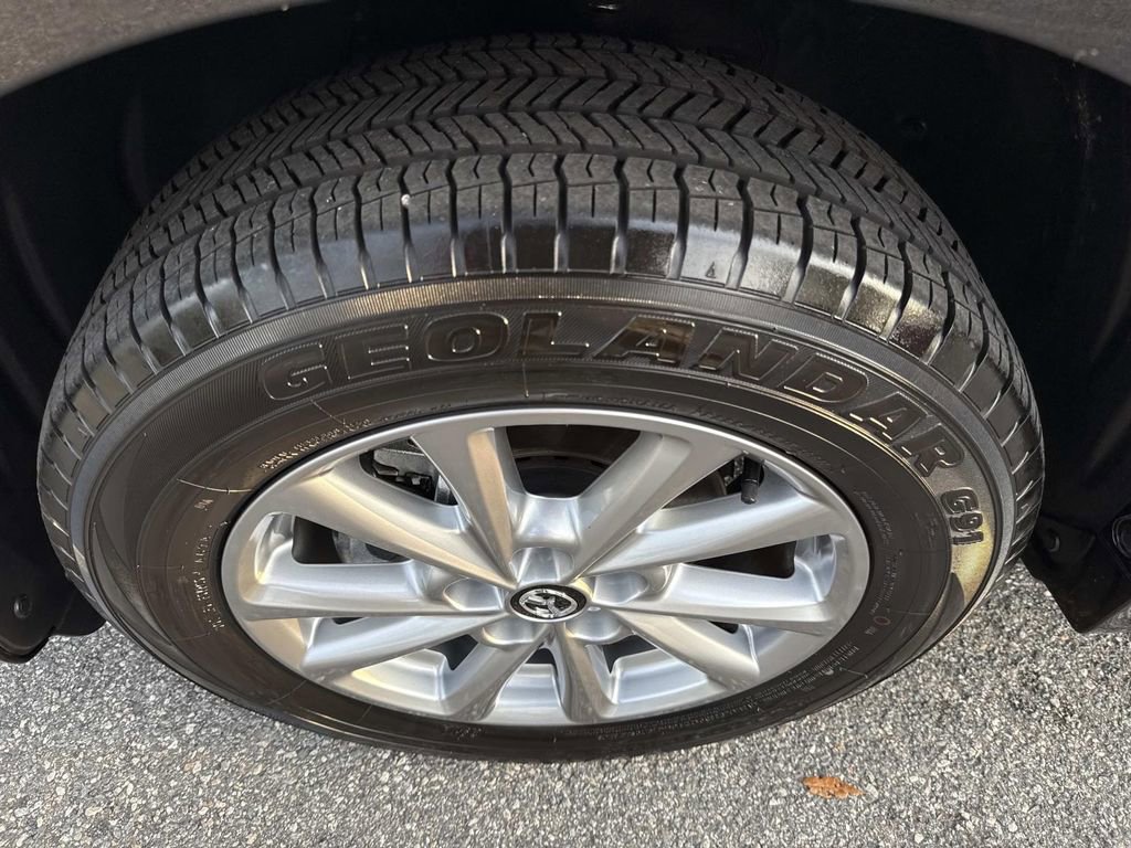 Used 2025 MAZDA CX-5 AWD 2.5 S w/ Select Package image 14