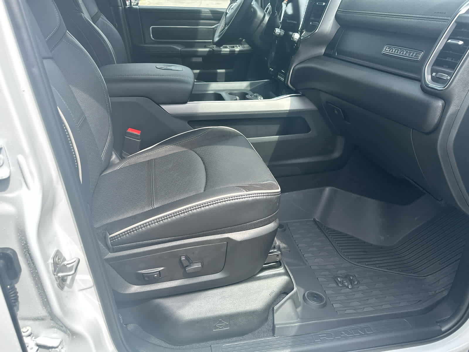 New 2026 RAM 3500 Laramie image 13
