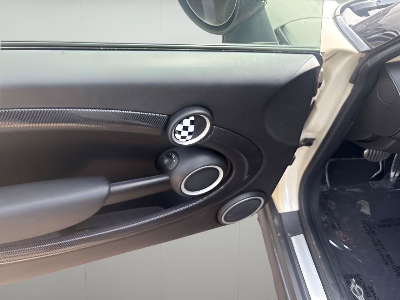 Used 2012 MINI Cooper S FWD image 19