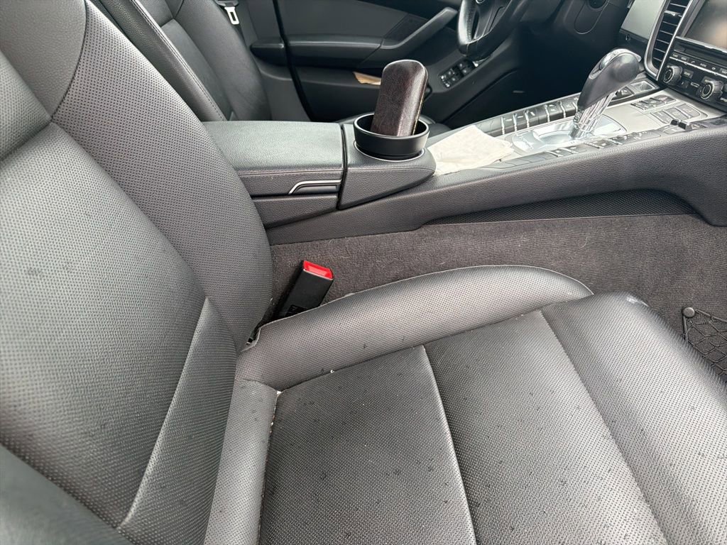 Used 2015 Porsche Panamera 4 AWD/4WD image 75