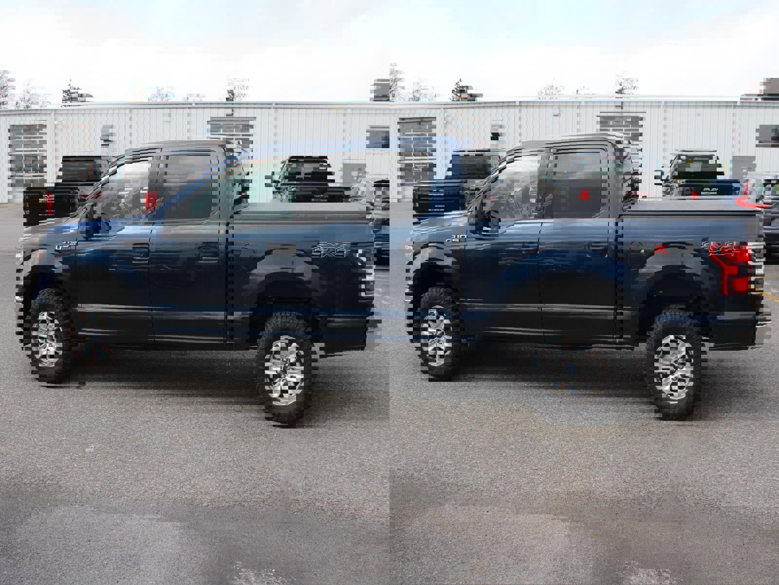 Used 2020 Ford F150 XLT image 5