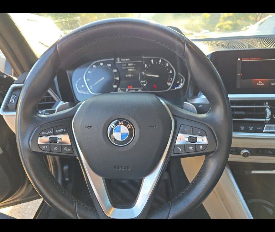 Used 2021 BMW 330i Sedan w/ Convenience Package RWD image 4