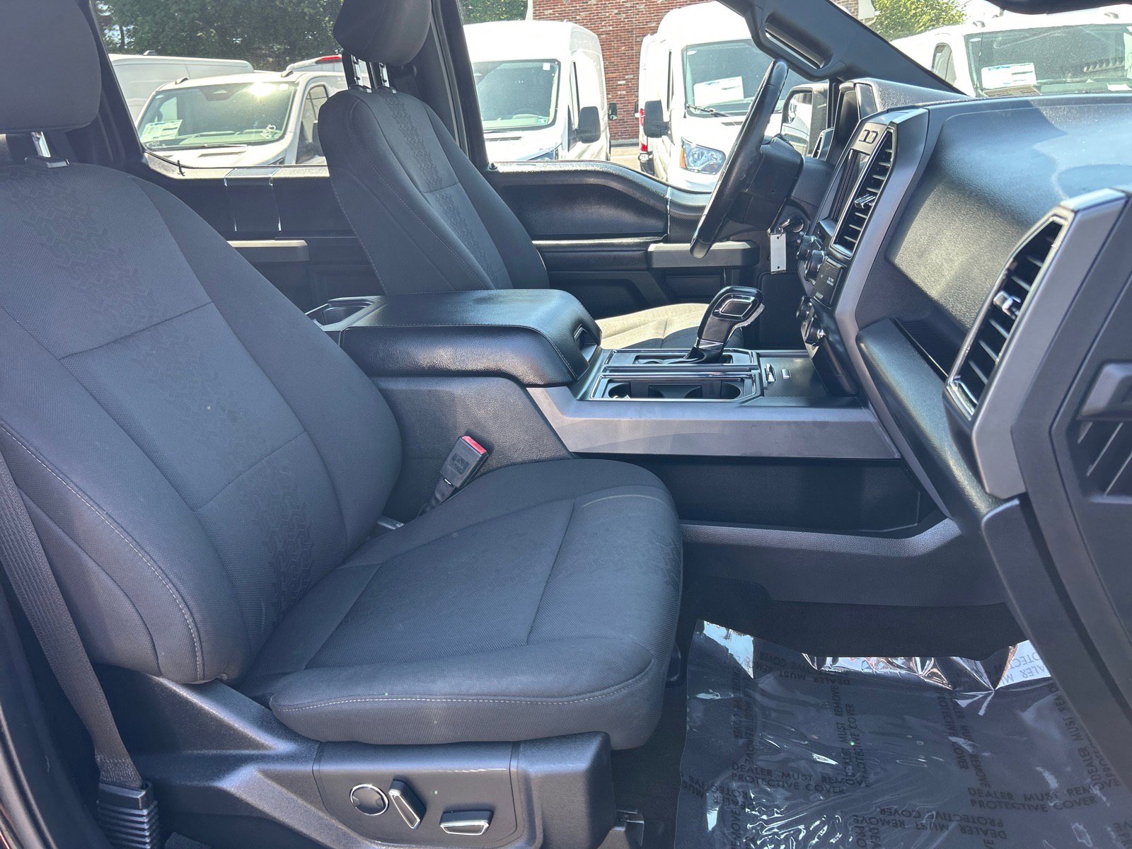 Used 2018 Ford F150 XLT w/ Equipment Group 302A Luxury AWD/4WD image 18