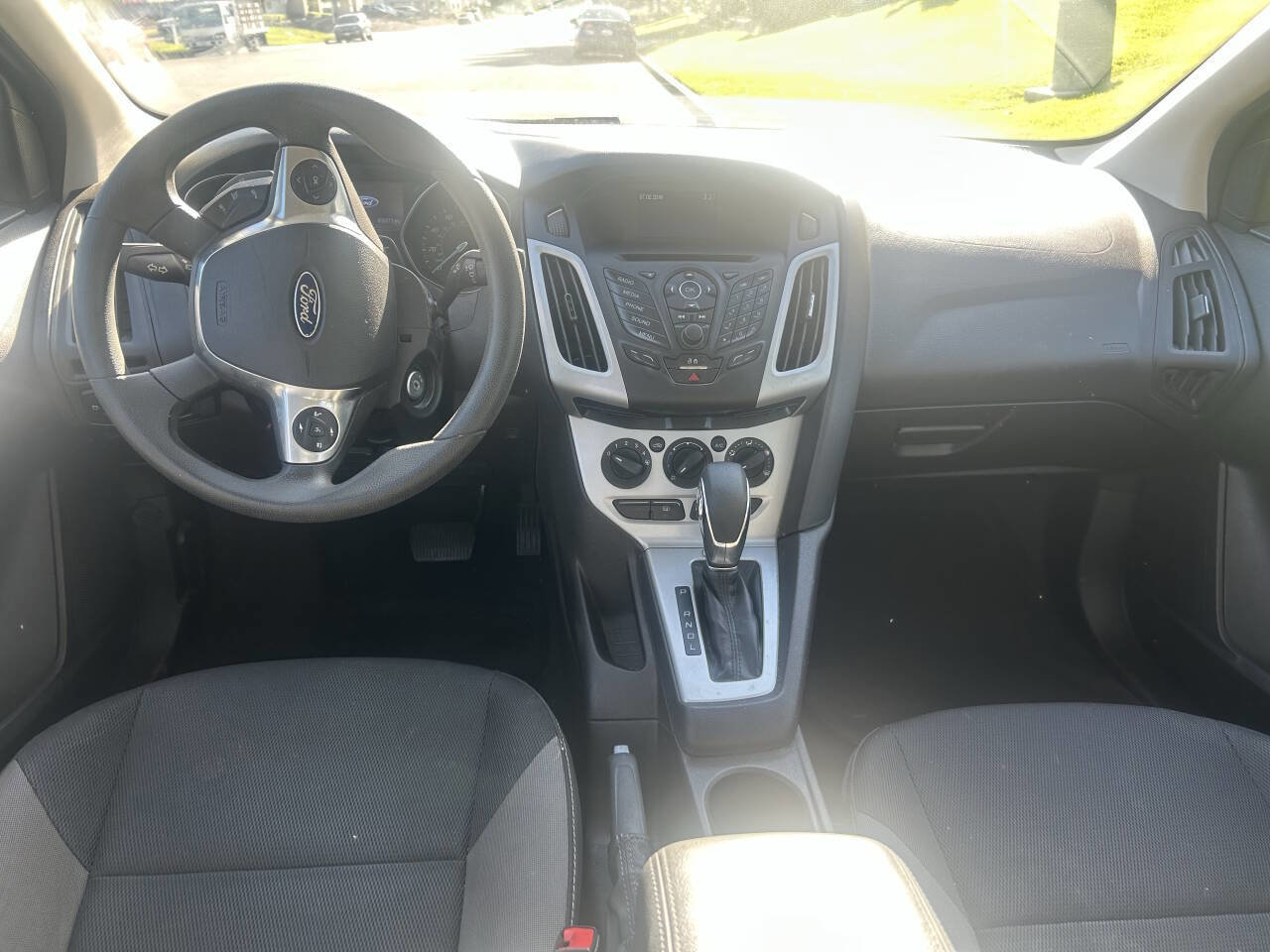 Used 2014 Ford Focus SE image 4