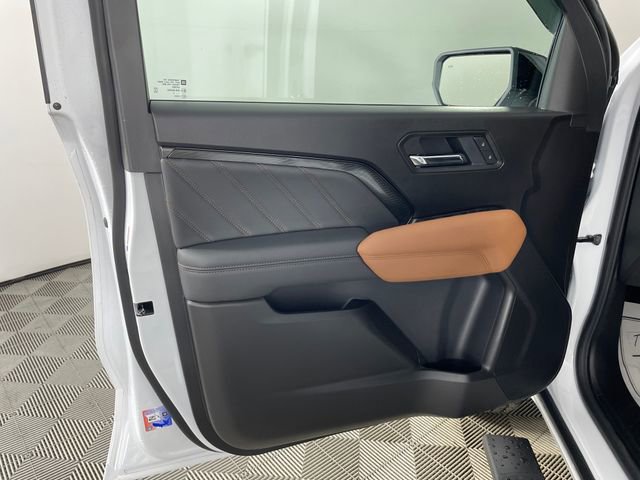 New 2026 GMC Canyon AT4 image 15