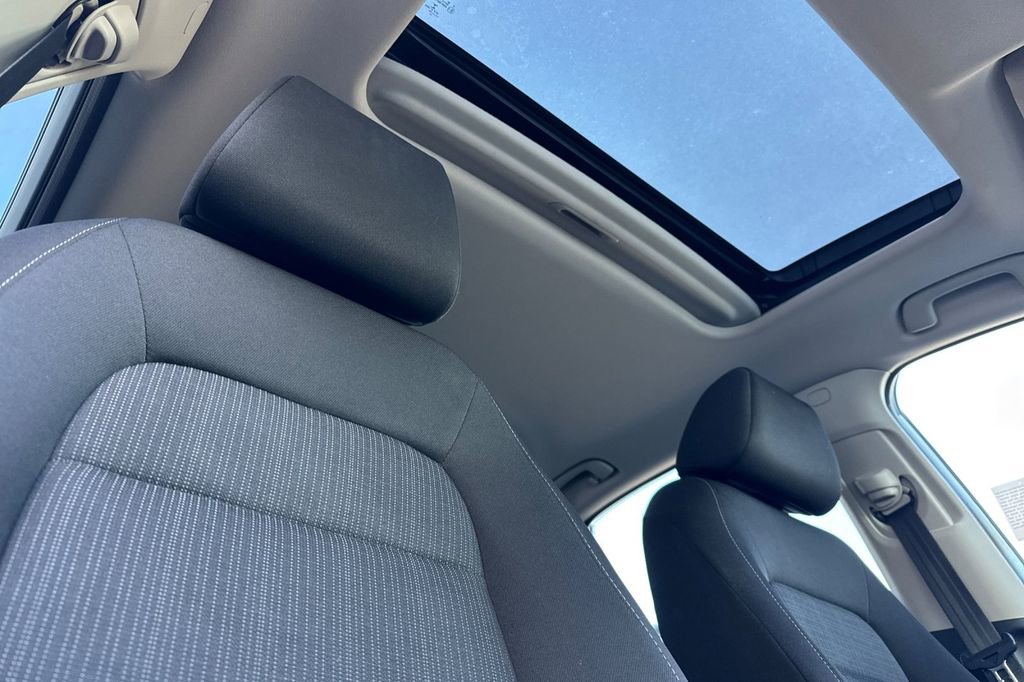 Certified 2022 Honda Civic EX image 19