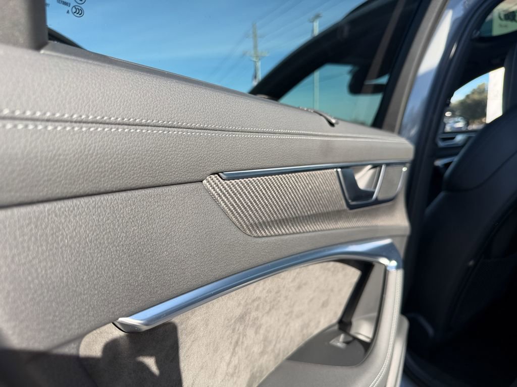 Used 2021 Audi RS 6 image 30