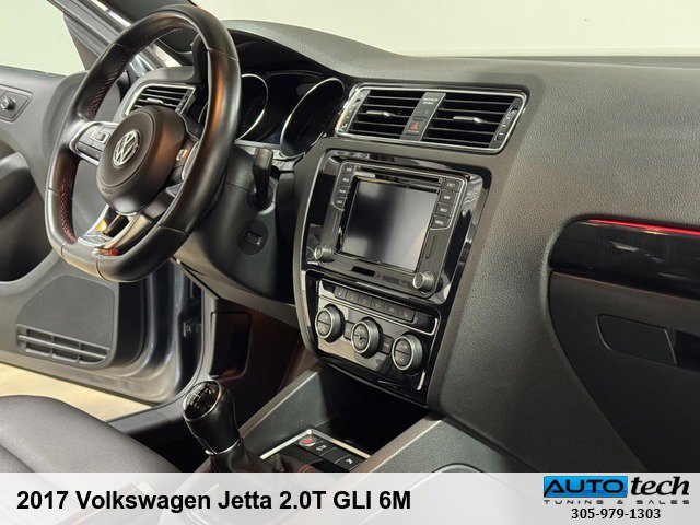 Used 2017 Volkswagen Jetta GLI image 31