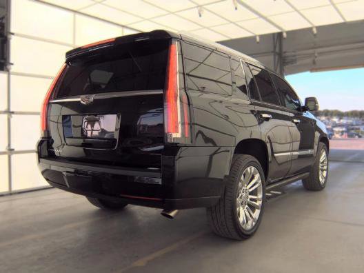 Used 2016 Cadillac Escalade Premium AWD/4WD image 2