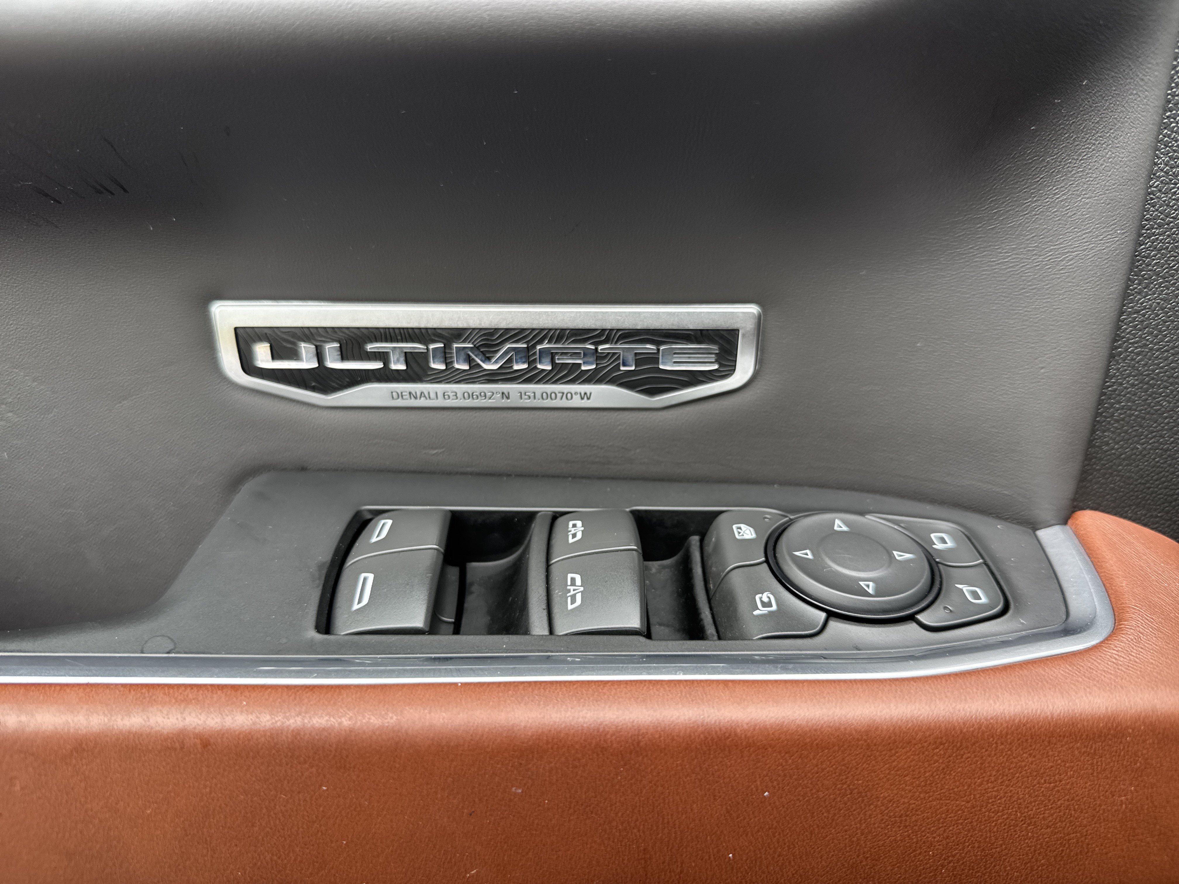 Used 2023 GMC Sierra 1500 Denali Ultimate AWD/4WD image 14