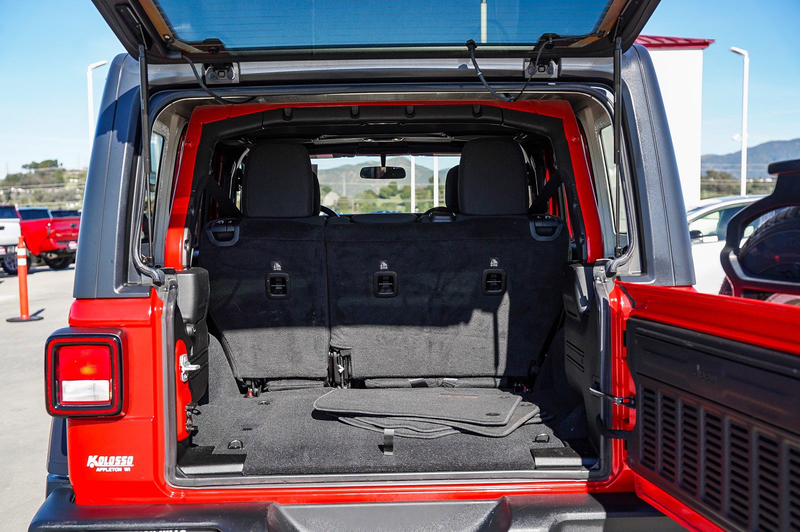 Used 2020 Jeep Wrangler Unlimited Sport S image 23