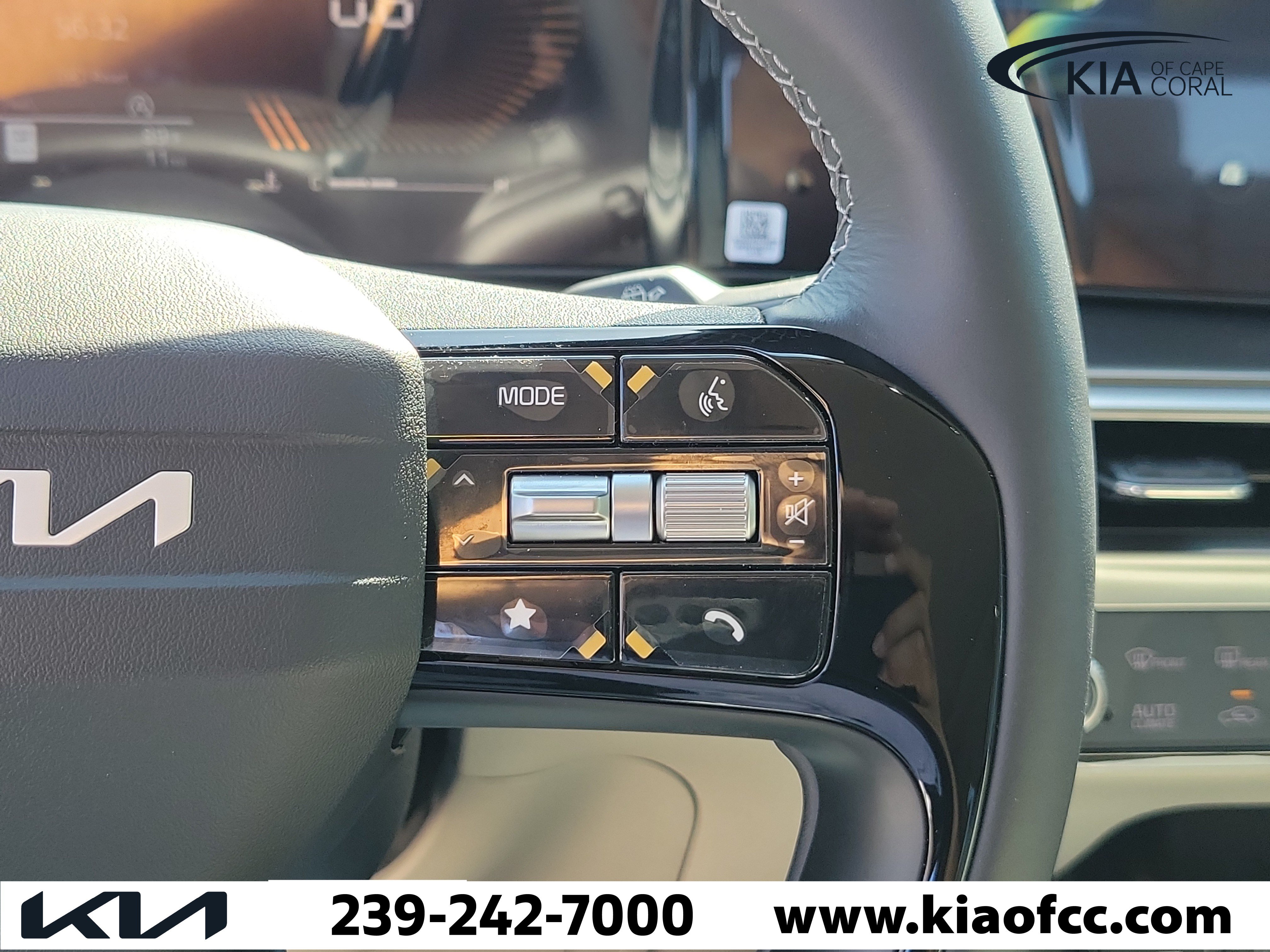 New 2026 Kia Sorento S w/ S Panoramic Sunroof Package FWD image 24