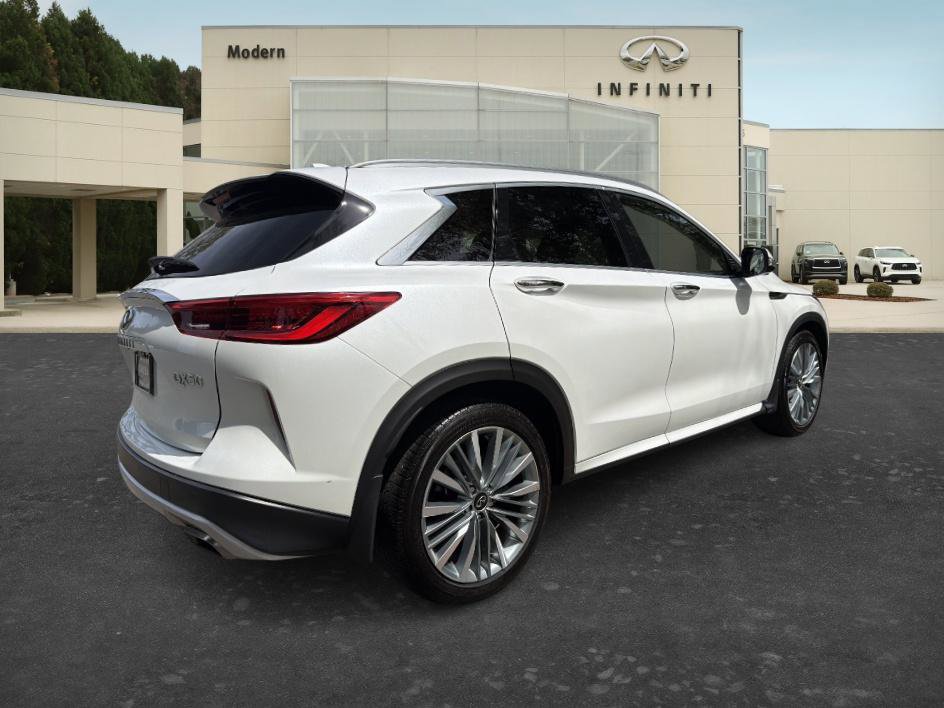 Certified 2024 INFINITI QX50 Sensory image 5