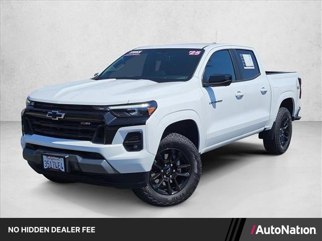 Used 2025 Chevrolet Colorado Z71 w/ Midnight Edition